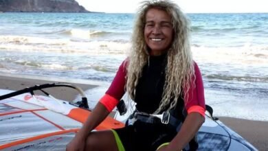 راكبة الأمواج الجزائرية بختة رمضاني